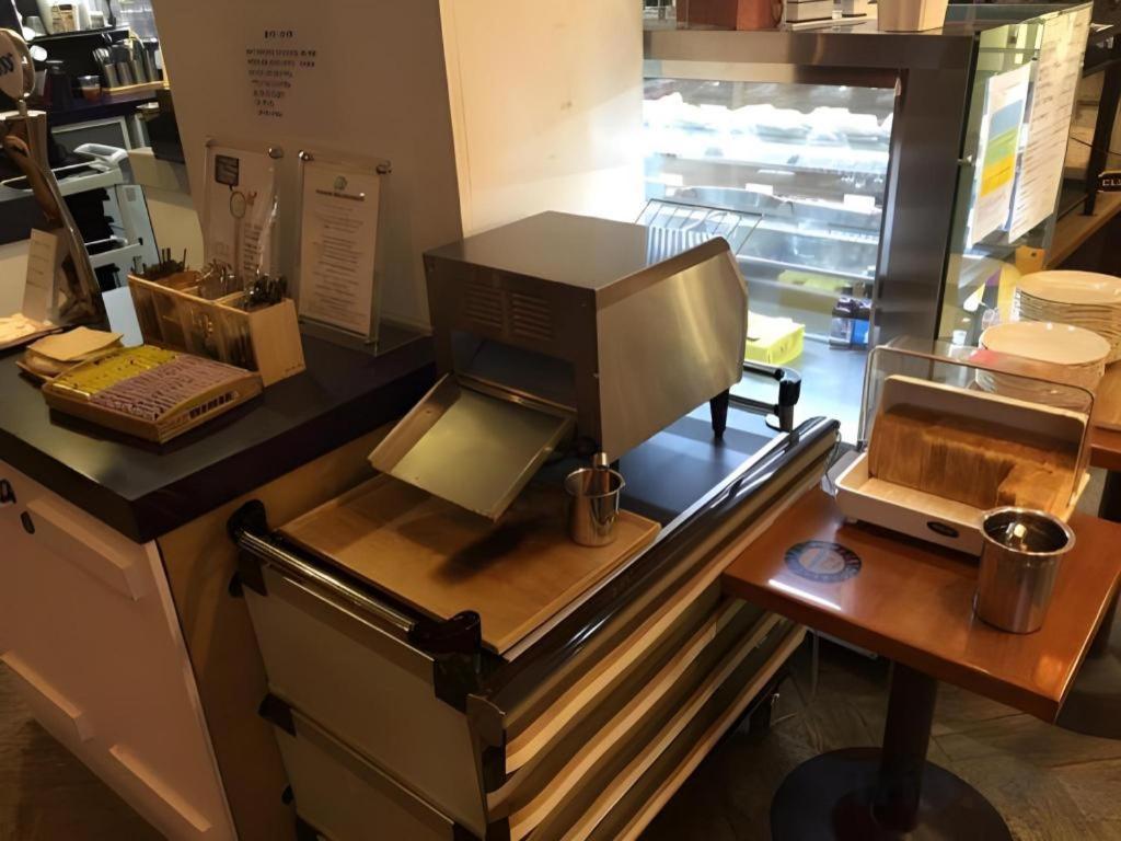Myeongdong Mom House Hotel Сеул Екстериор снимка