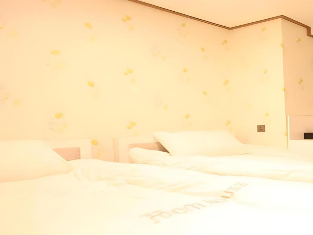 Myeongdong Mom House Hotel Сеул Екстериор снимка