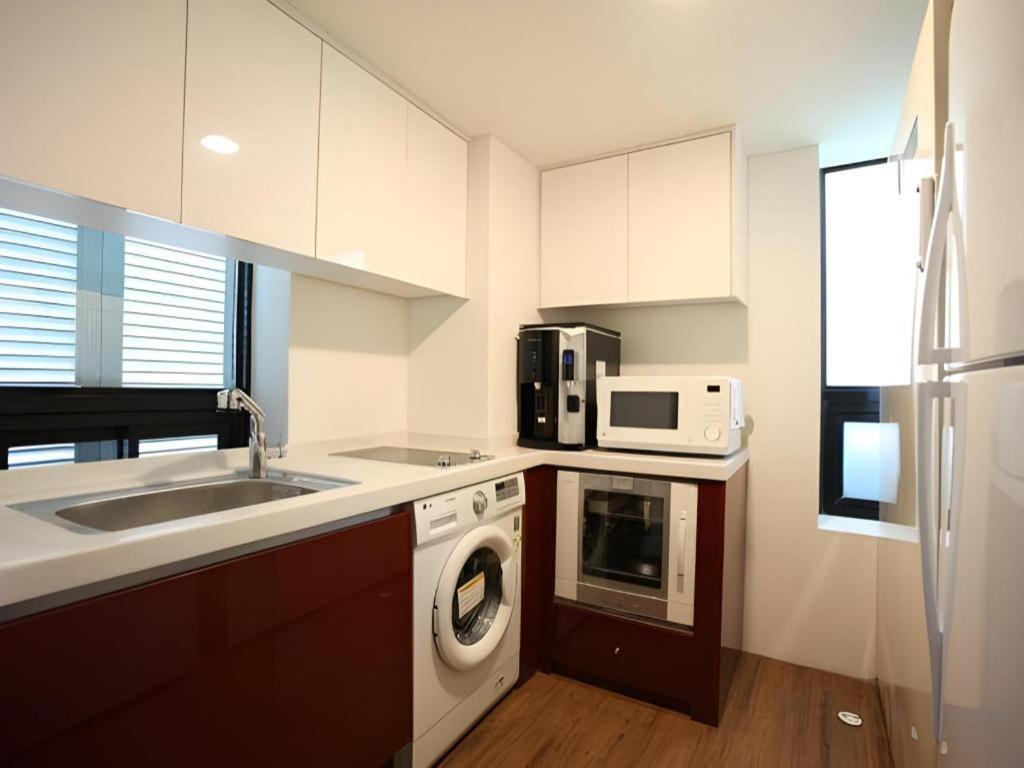 Myeongdong Mom House Hotel Сеул Екстериор снимка